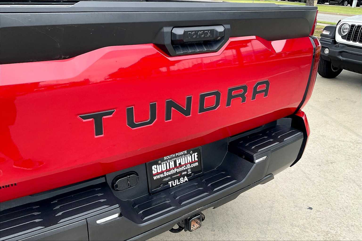2022 Toyota Tundra SR5 photo 29