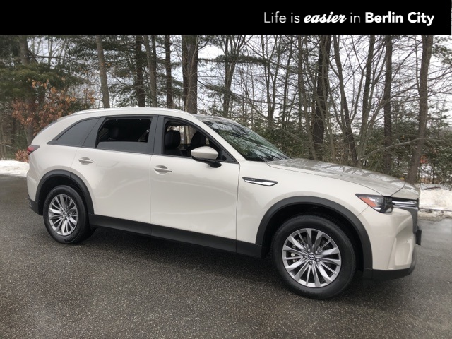 2025 Mazda CX-90 Preferred Package's photo