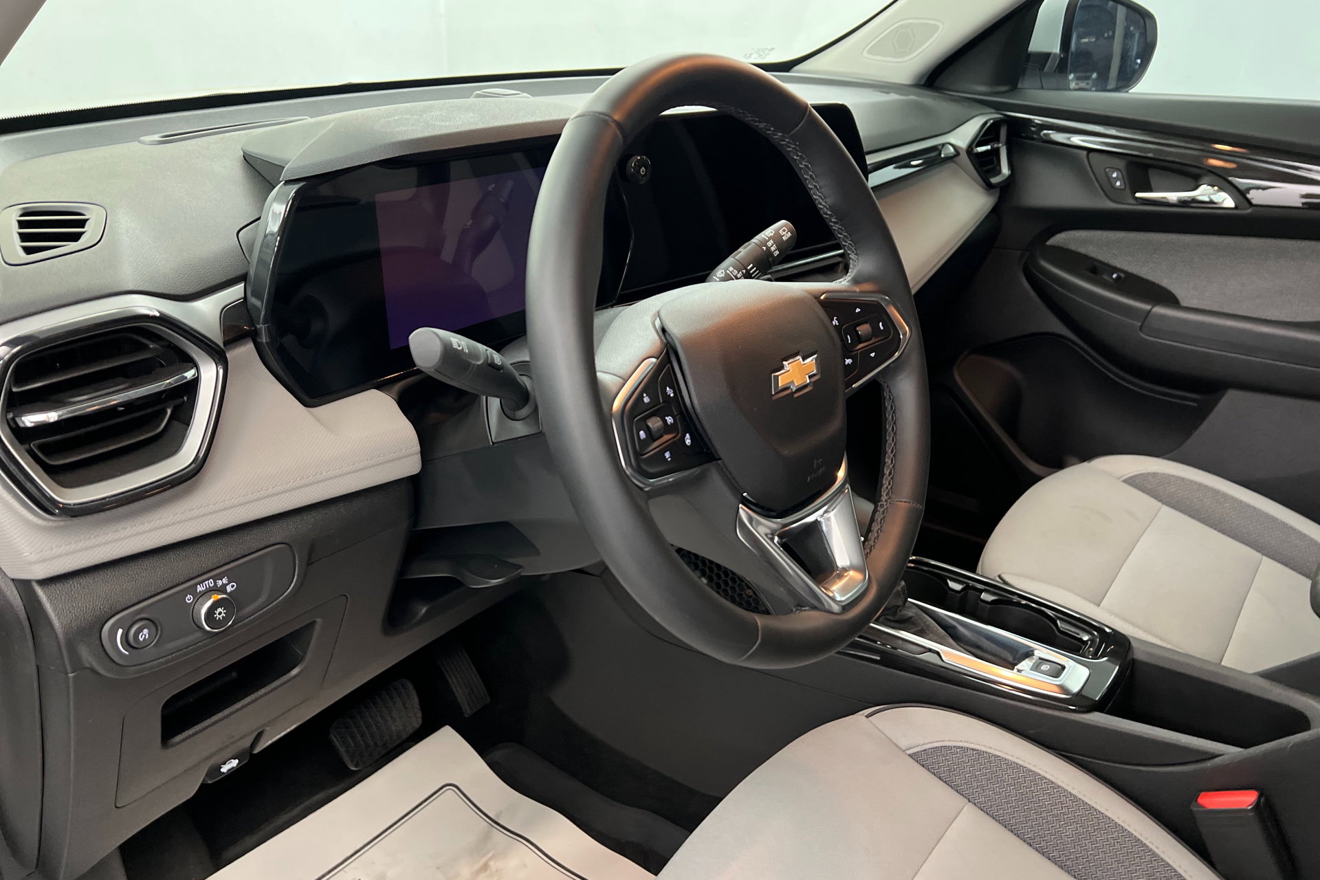 2025 Chevrolet Trailblazer LT photo 15
