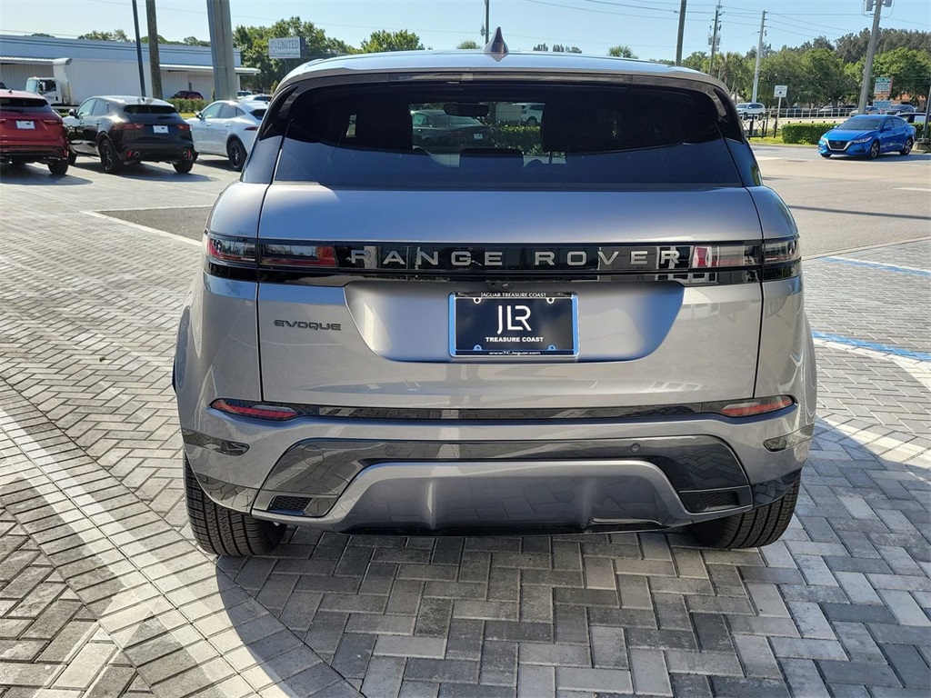 2026 Land Rover Range Rover Evoque Dynamic SE photo 4