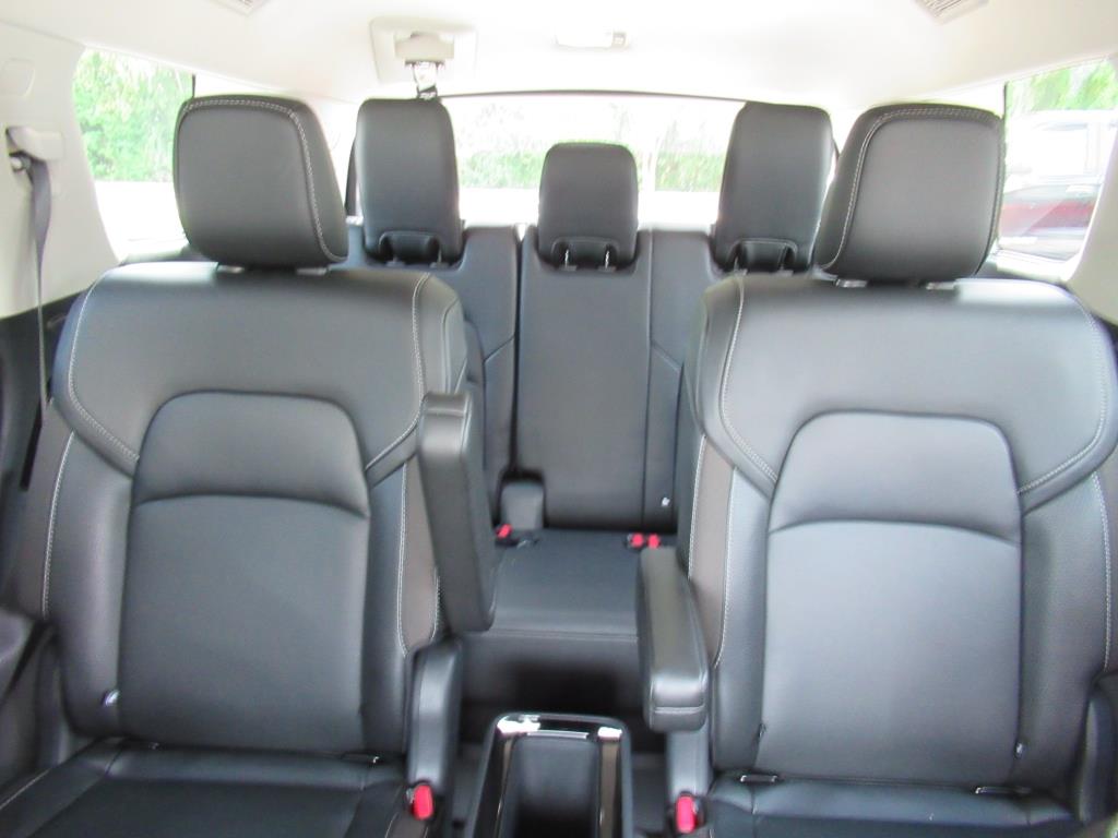 2023 Nissan Pathfinder SL photo 27