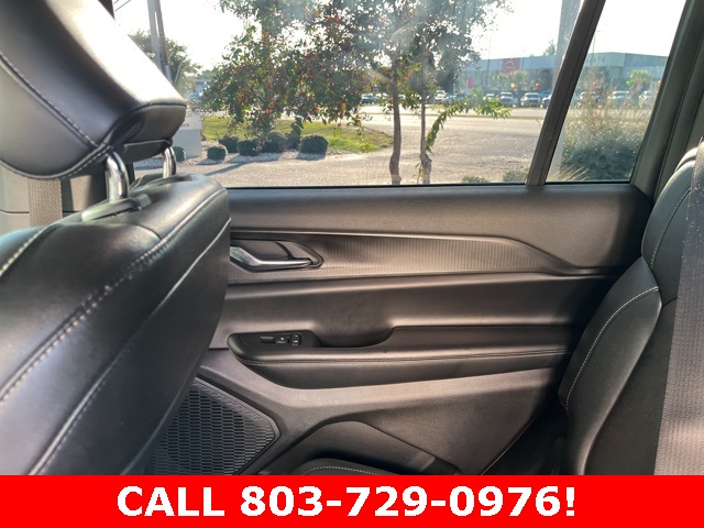 2023 Jeep Grand Cherokee Altitude photo 14