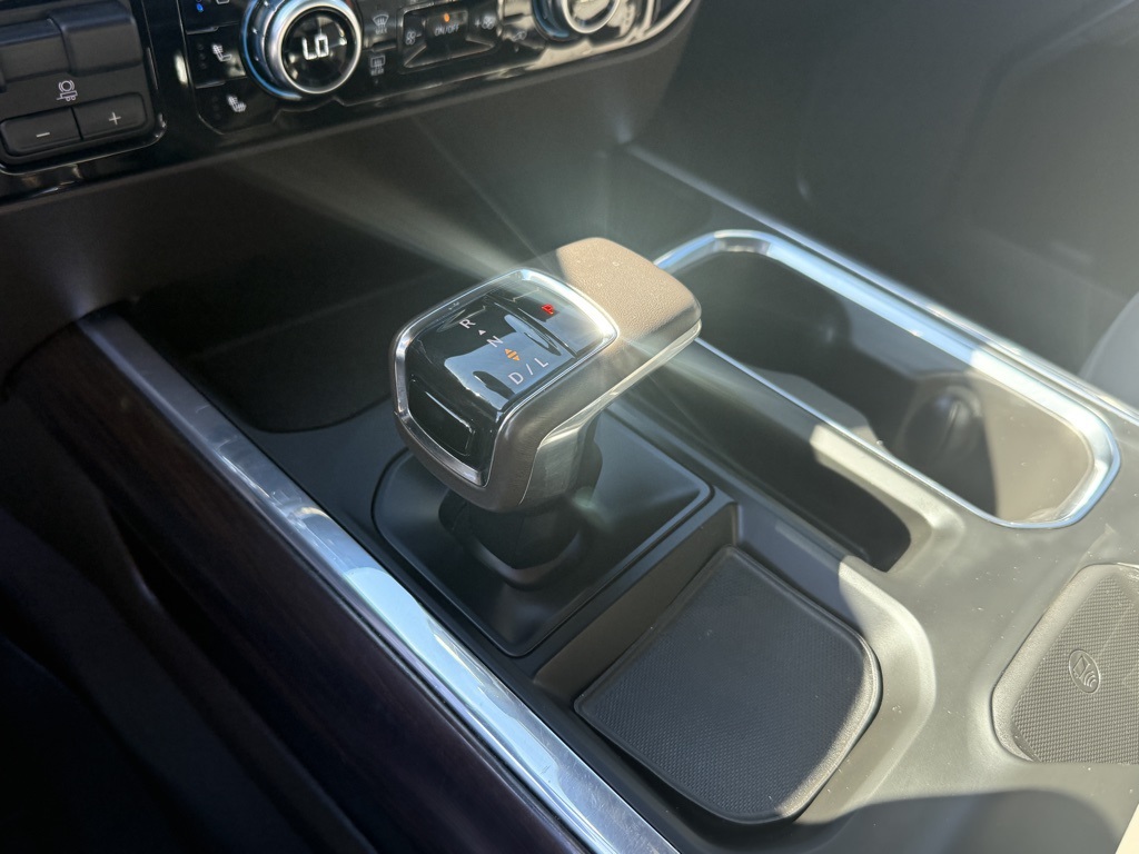 2022 Gmc Sierra SLT photo 12