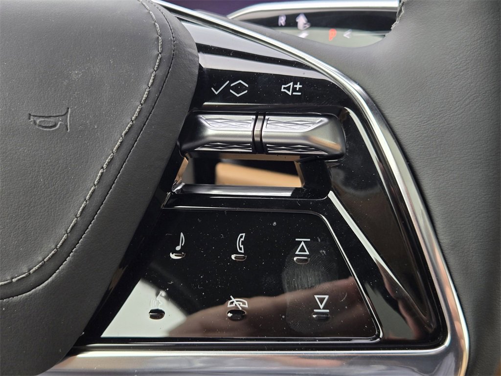 2026 Cadillac Escalade IQ Premium Luxury photo 27