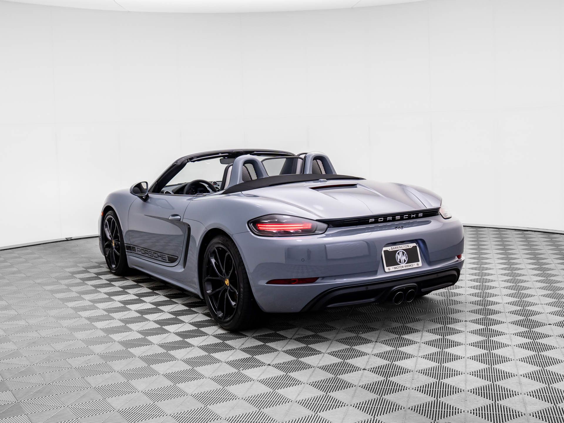 2025 Porsche Boxster Base photo 3