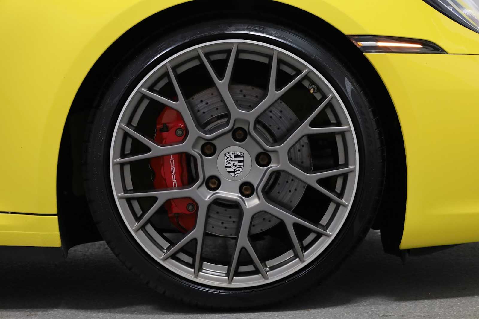 2020 Porsche 911 S photo 12