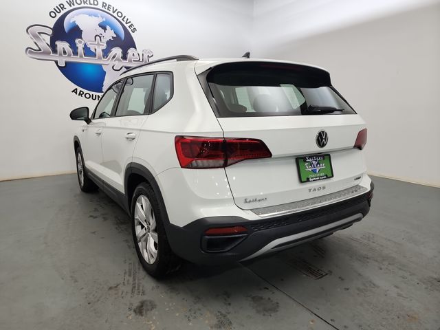 2023 Volkswagen Taos S photo 2