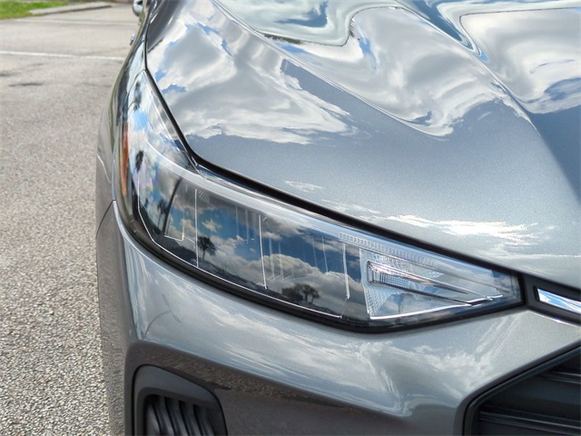 2025 Ford Escape ST-Line photo 8