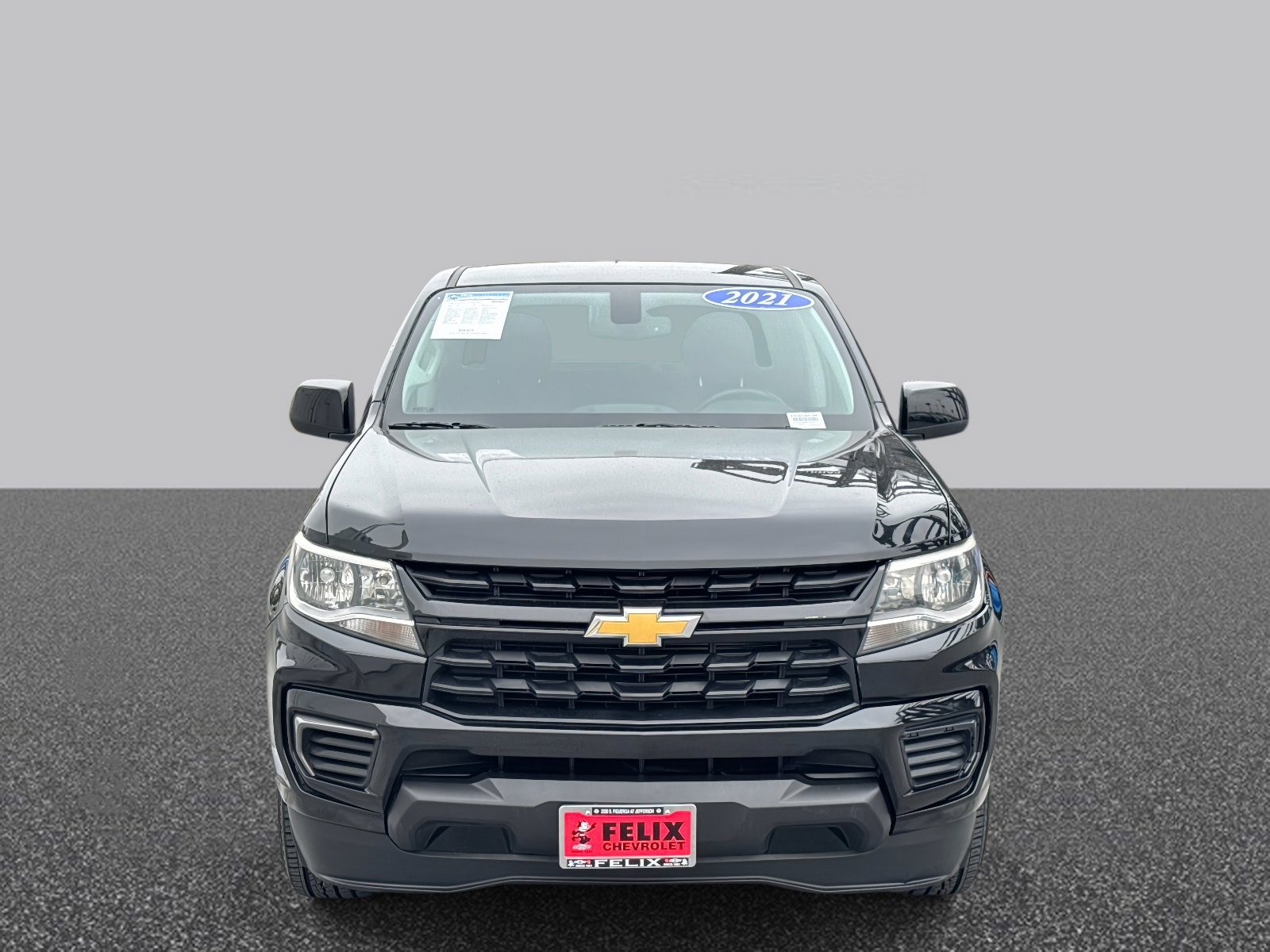 2021 Chevrolet Colorado LT photo 2