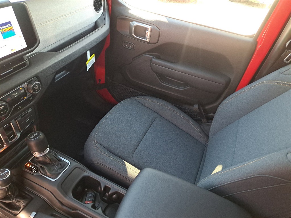 2025 Jeep Wrangler Sport S photo 16