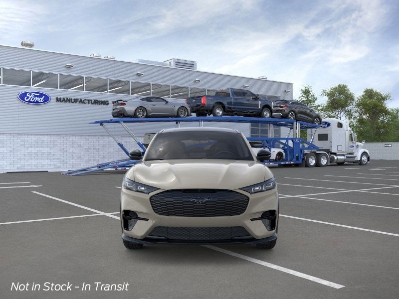 2025 Ford Mustang Mach-E Premium photo 4
