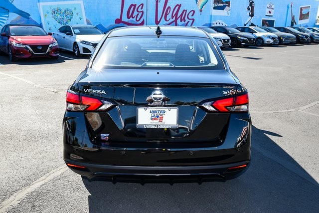 2025 Nissan Versa 1.6 SV photo 4