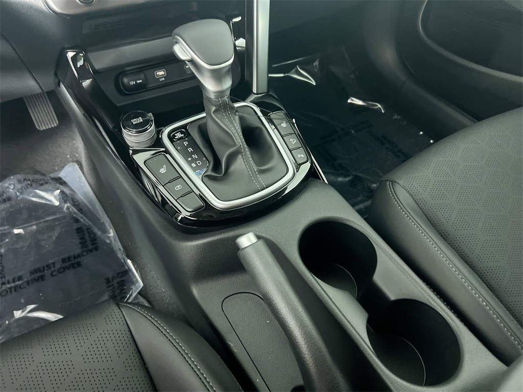 2026 Kia Seltos EX photo 20