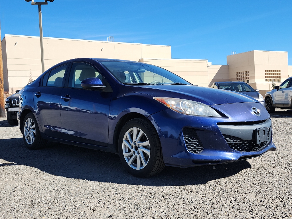 2012 Mazda Mazda3 Touring photo 3