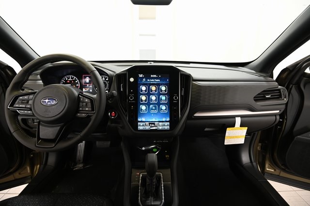 2025 Subaru Forester Premium photo 2