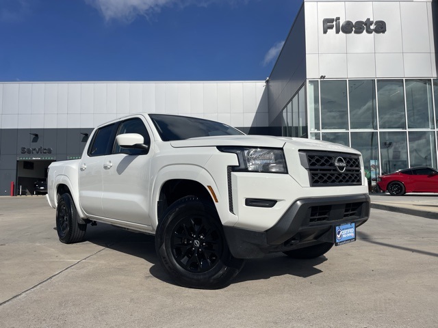 2024 Nissan Frontier SV's photo