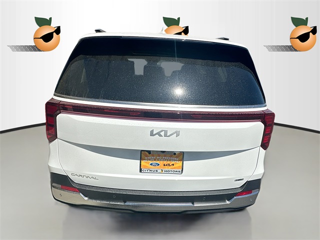 2026 Kia Carnival SX photo 4