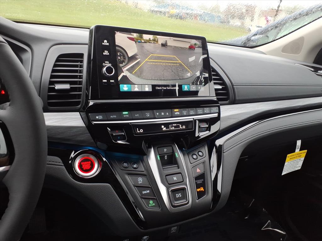 2026 Honda Odyssey Elite photo 15