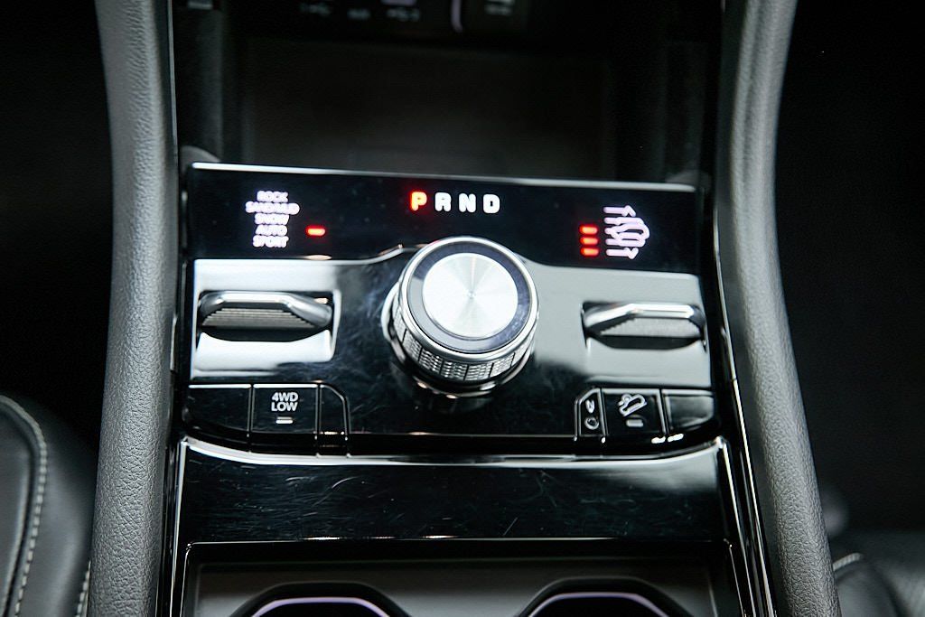 2022 JEEP GRAND CHEROKEE L - Image 22