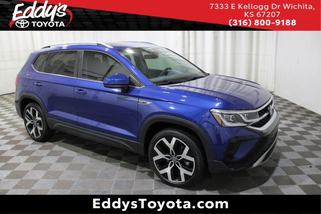 Certified Pre-Owned 2022 Volkswagen Taos SEL