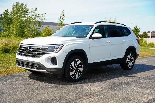 2024 Volkswagen Atlas SE Technology photo 6