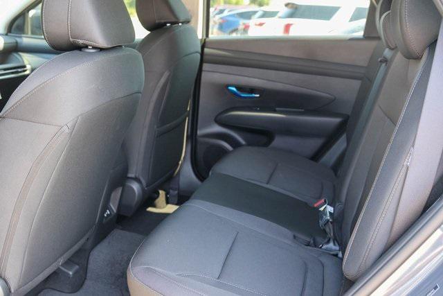 New 2025 Gray Hyundai SE FWD image 10