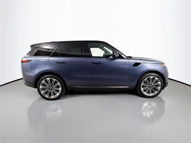 2024 Land Rover Range Rover Sport SE photo 4