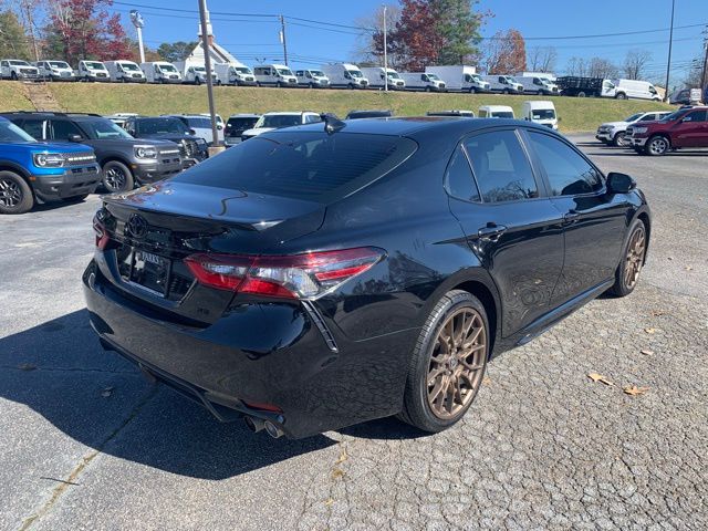 2023 Toyota Camry SE photo 2