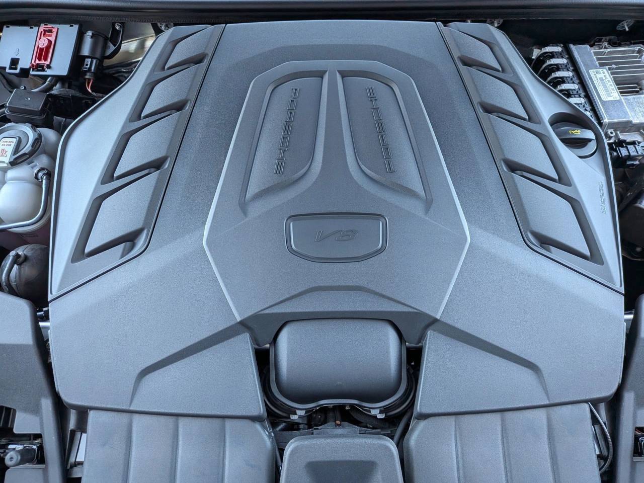 2024 Porsche Cayenne Turbo GT photo 22