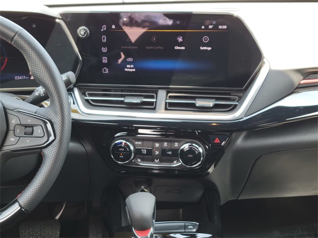 2024 Chevrolet Trax photo 21