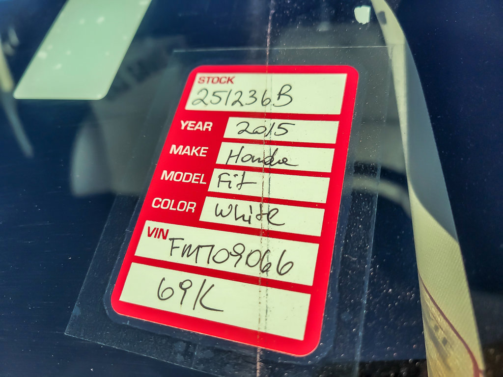 2015 HONDA FIT - Image 25