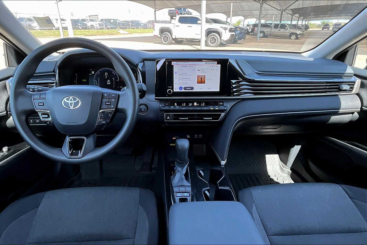 2025 Toyota Camry LE photo 12