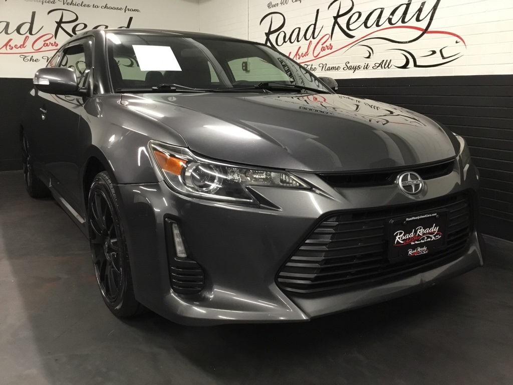 2015 Scion tC Base photo 2
