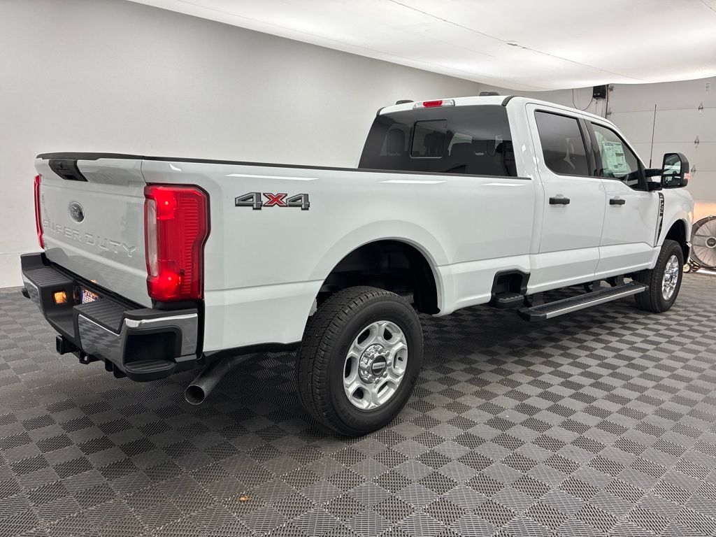 2026 Ford F-250 photo 7
