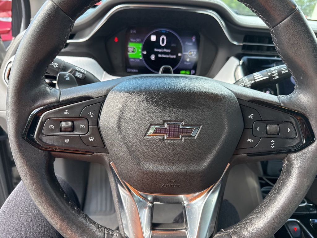 2022 Chevrolet Bolt EUV Premier photo 16