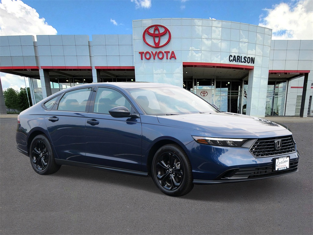 Used 2025 Honda Accord SE with VIN 1HGCY1F40SA047016 for sale in Minneapolis, Minnesota