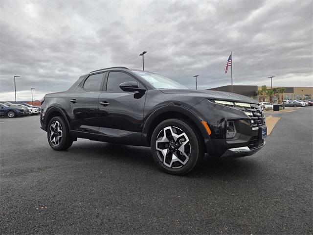 2024 Hyundai Santa Cruz Limited photo 2