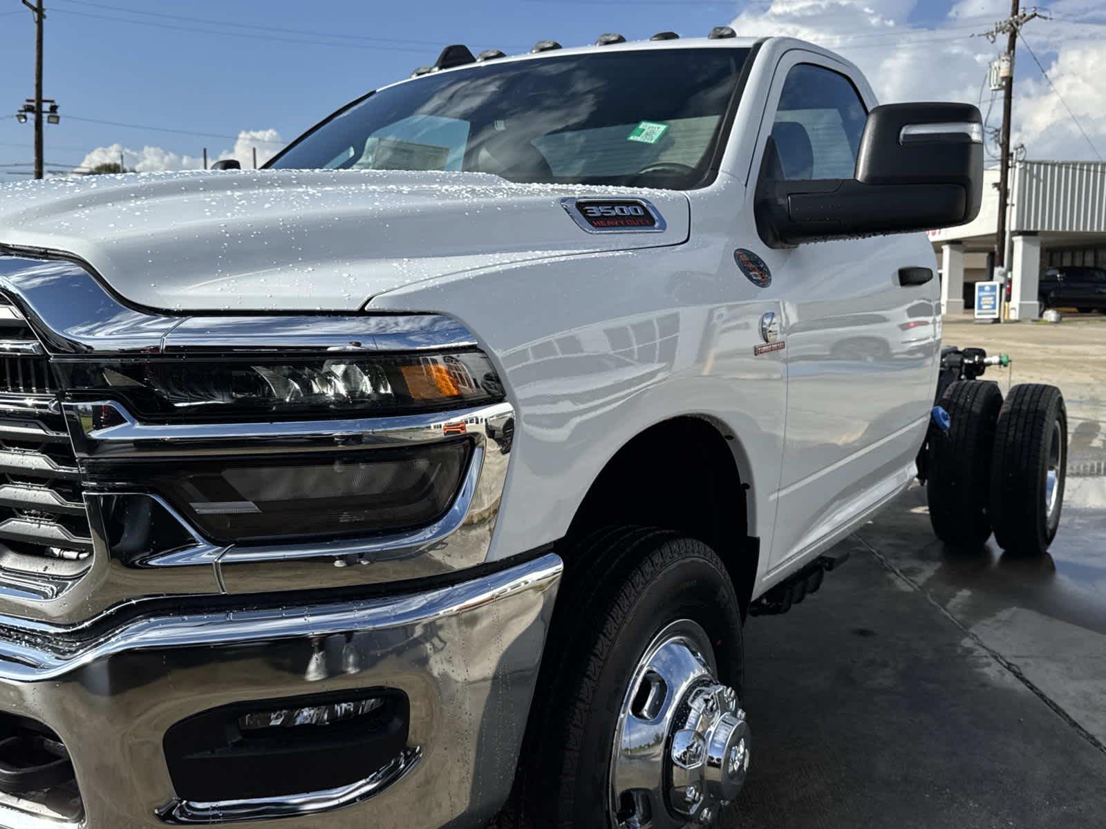 2026 Ram 3500 Tradesman photo 3