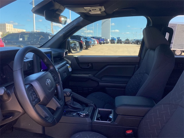 2025 Toyota Tacoma SR5 4x4 Double Cab photo 14