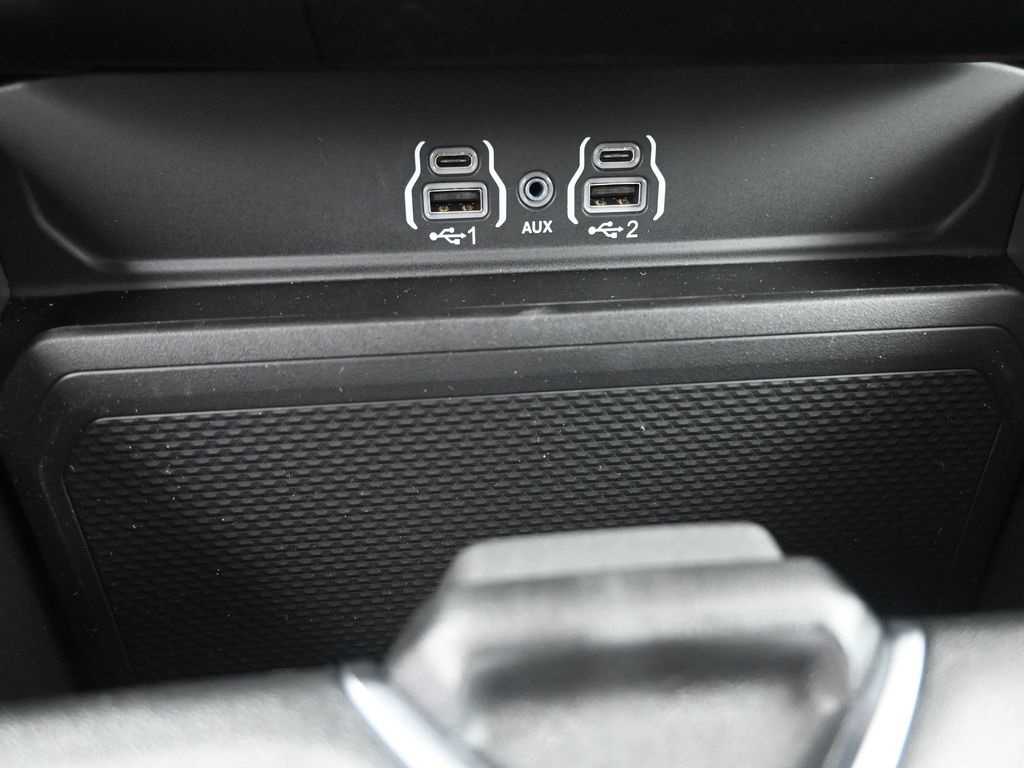 2025 Ram 1500 Big Horn Lone Star photo 3