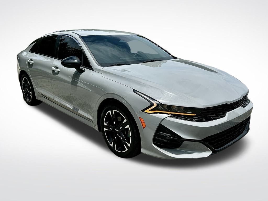 2022 Kia K5 GT-Line photo 2
