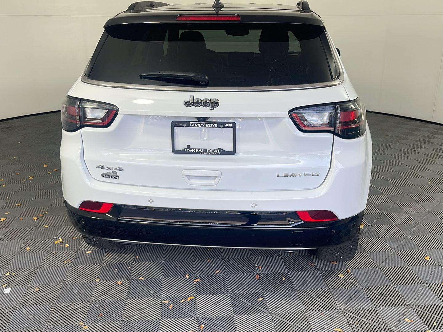 2023 Jeep Compass Limited photo 6