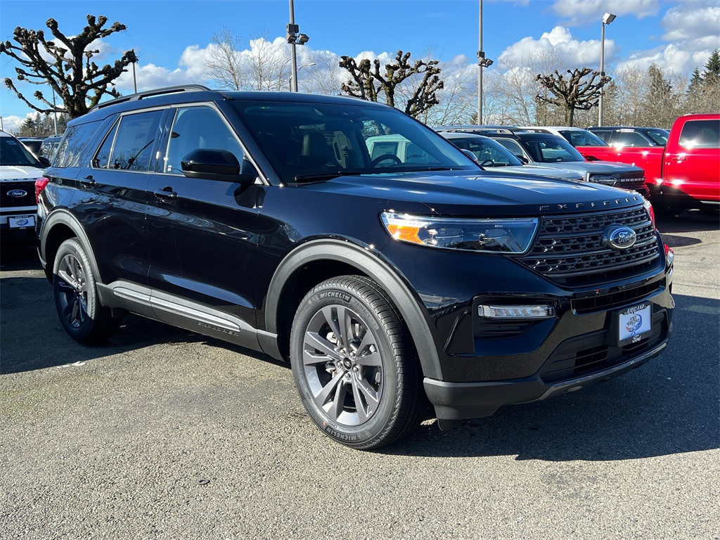 2024 Ford Explorer XLT's photo
