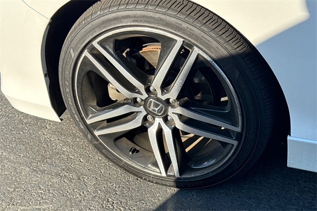 2016 Honda Accord Sport photo 6