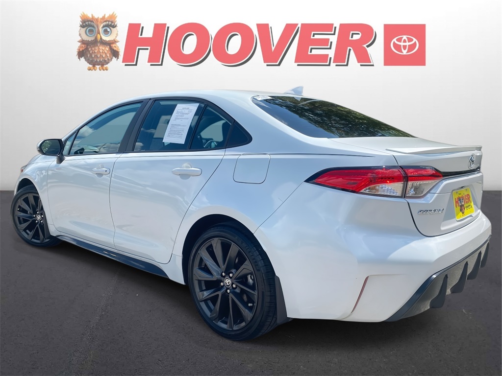 2025 Toyota Corolla SE photo 2