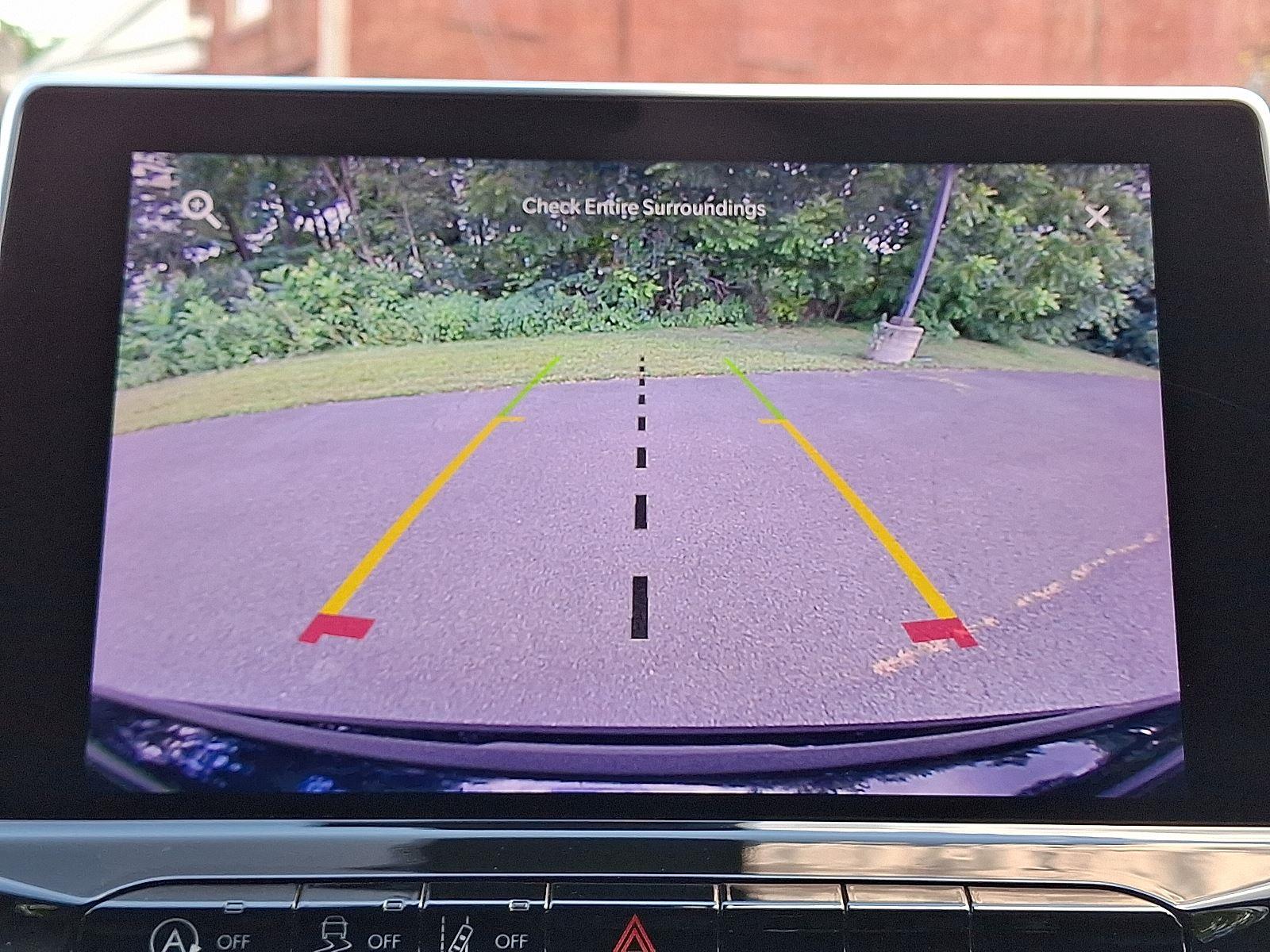 2023 Jeep Compass Latitude Lux photo 15