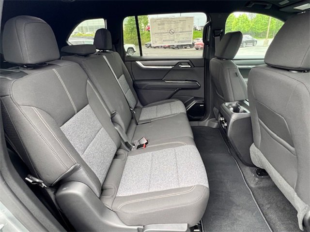 2025 Gmc Acadia Elevation photo 16