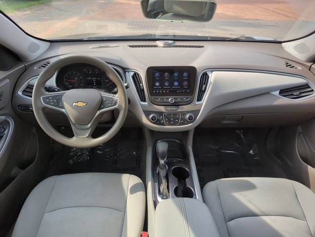 2022 Chevrolet Malibu 1LT photo 11