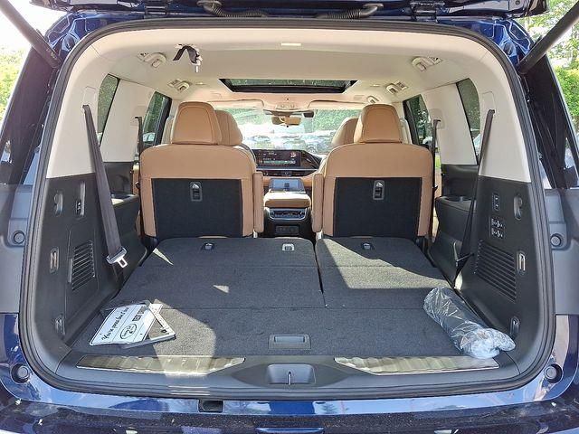 2025 Infiniti QX80 Sensory photo 30