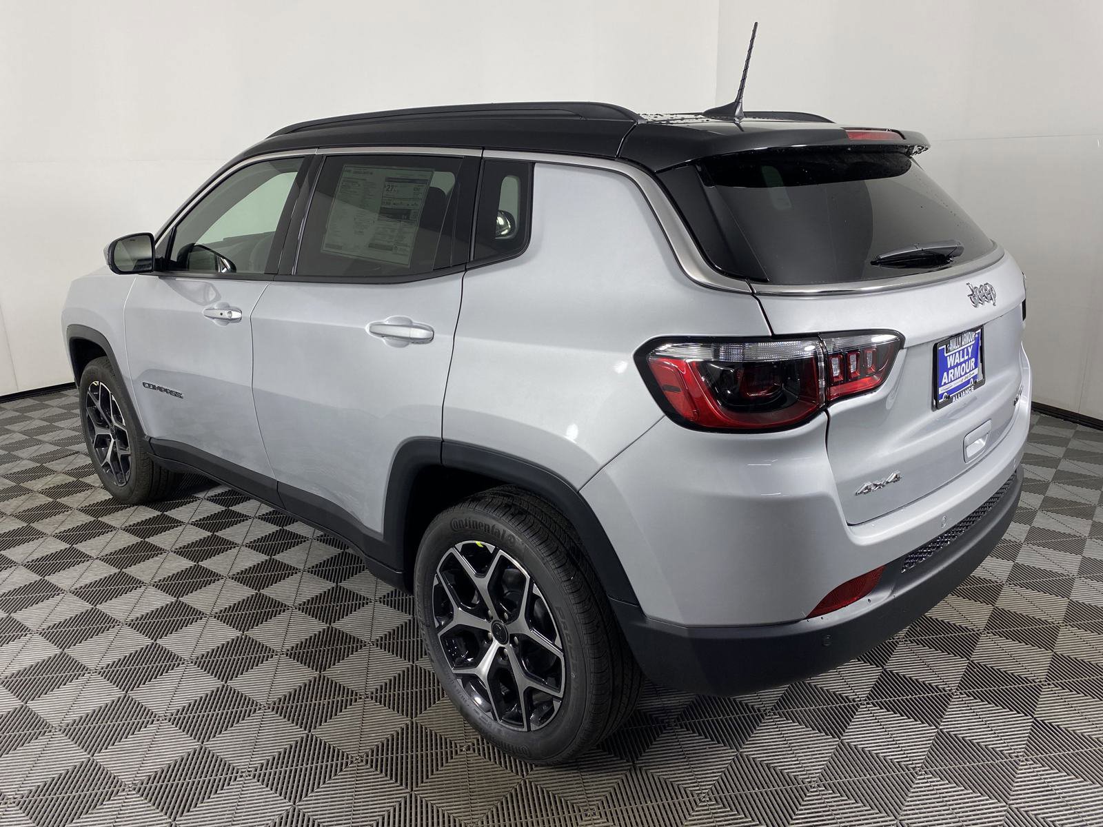 2025 Jeep Compass Limited photo 2